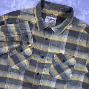 Burton Brighton Flannel Shirt Mens Large Gray Yellow Plaid Button Up 14053